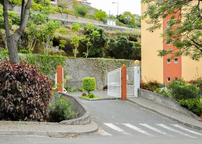 Vista Formosa * Funchal